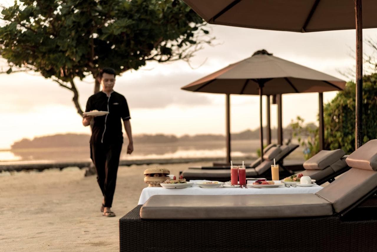 KAYUMANIS NUSA DUA PRIVATE VILLA & SPA