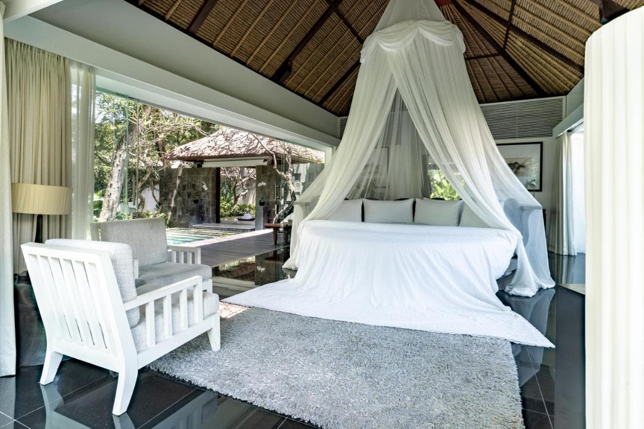 KAYUMANIS NUSA DUA PRIVATE VILLA & SPA