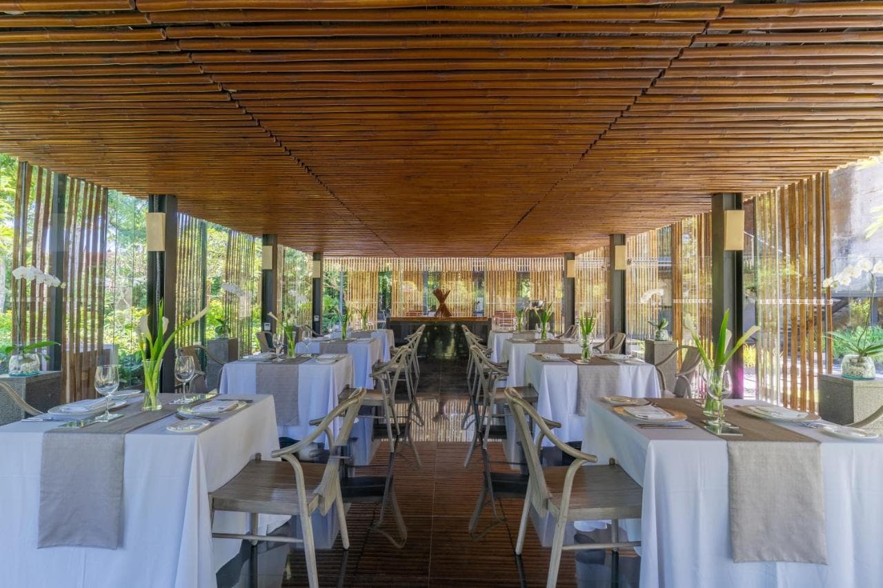 KAYUMANIS NUSA DUA PRIVATE VILLA & SPA