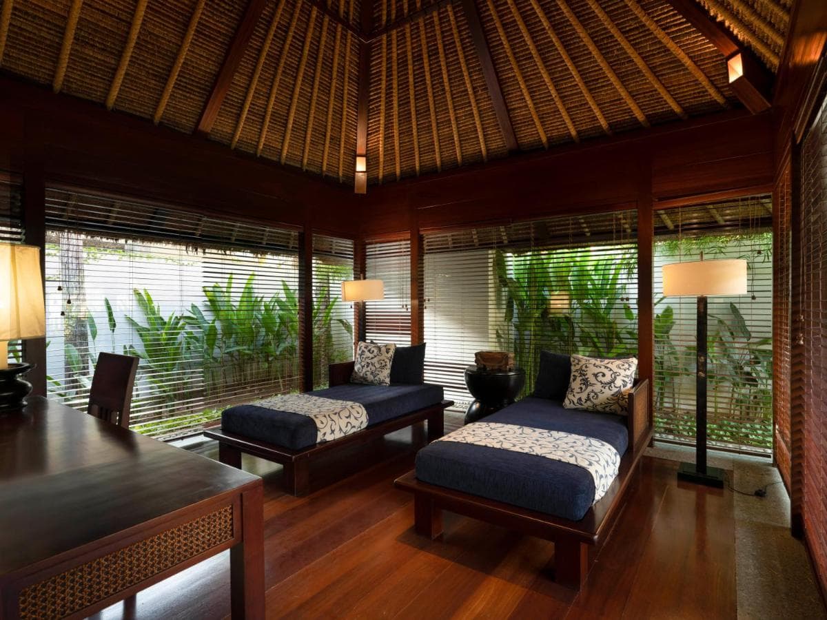 KAYUMANIS JIMBARAN PRIVATE ESTATE & SPA