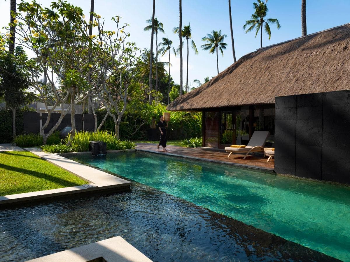 KAYUMANIS JIMBARAN PRIVATE ESTATE & SPA