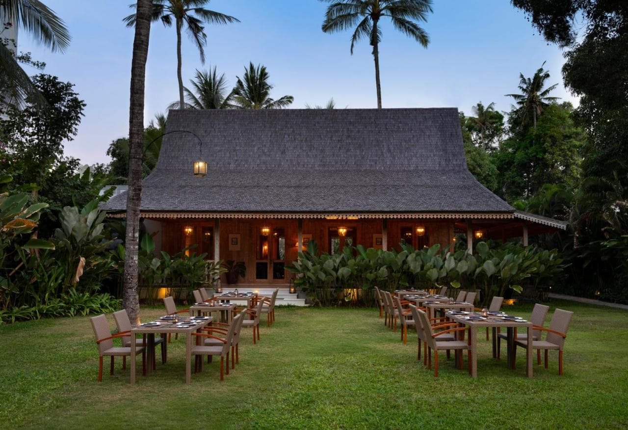 KAYUMANIS JIMBARAN PRIVATE ESTATE & SPA