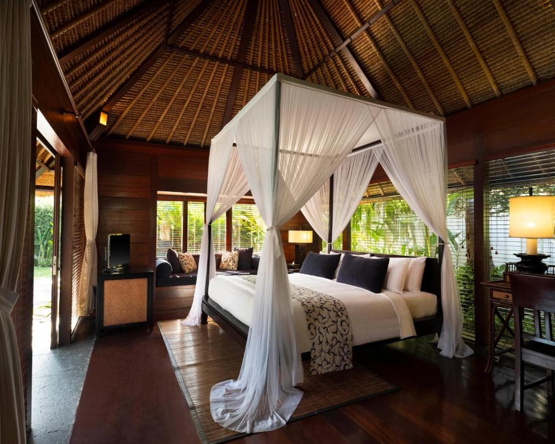 KAYUMANIS JIMBARAN PRIVATE ESTATE & SPA