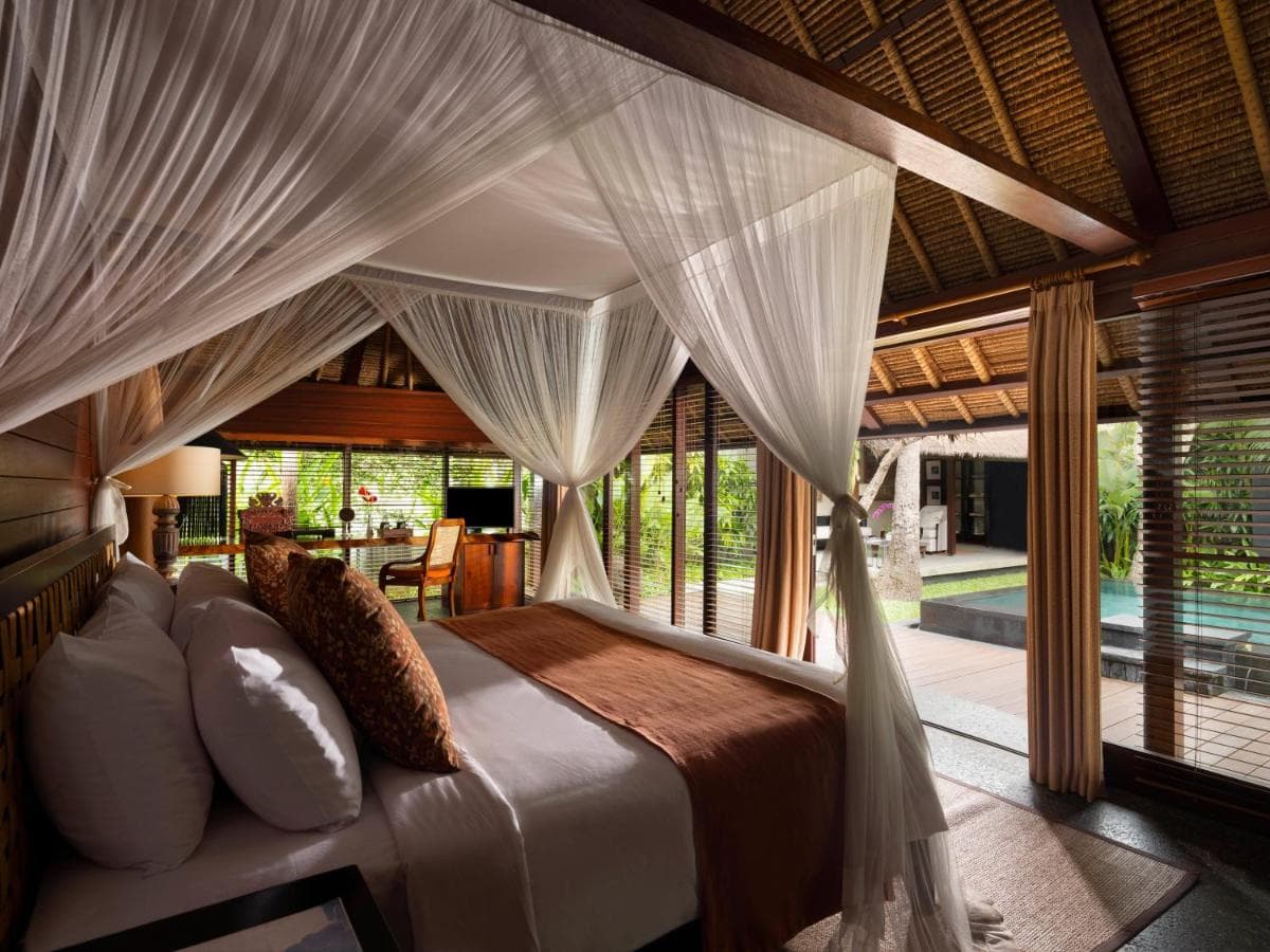 KAYUMANIS JIMBARAN PRIVATE ESTATE & SPA