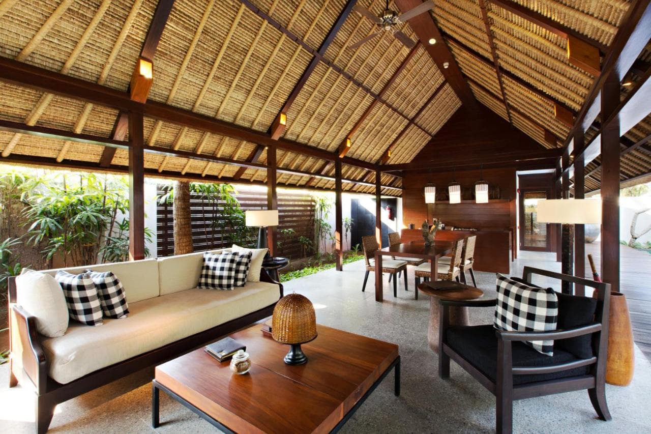 KAYUMANIS JIMBARAN PRIVATE ESTATE & SPA