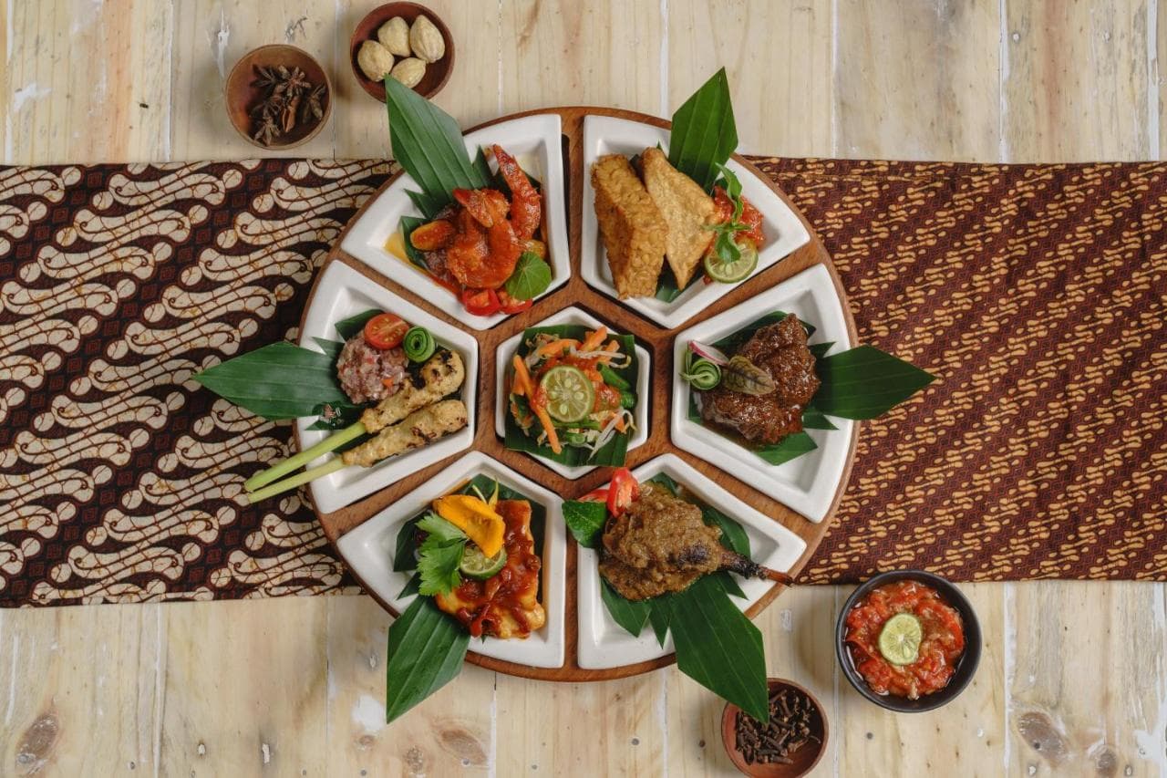 KAYUMANIS JIMBARAN PRIVATE ESTATE & SPA