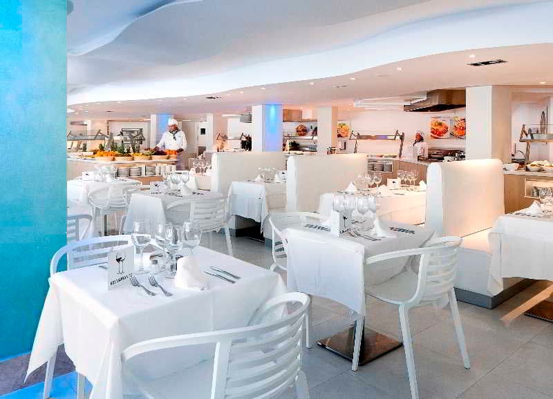 FERGUS STYLE CALA BLANCA SUITES