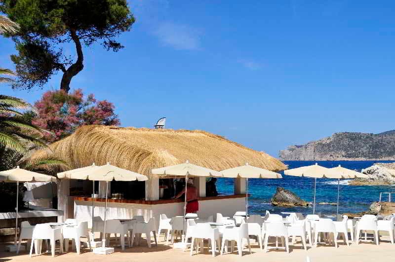 FERGUS STYLE CALA BLANCA SUITES