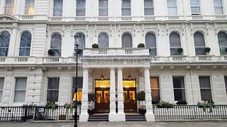THE COMMODORE HOTEL