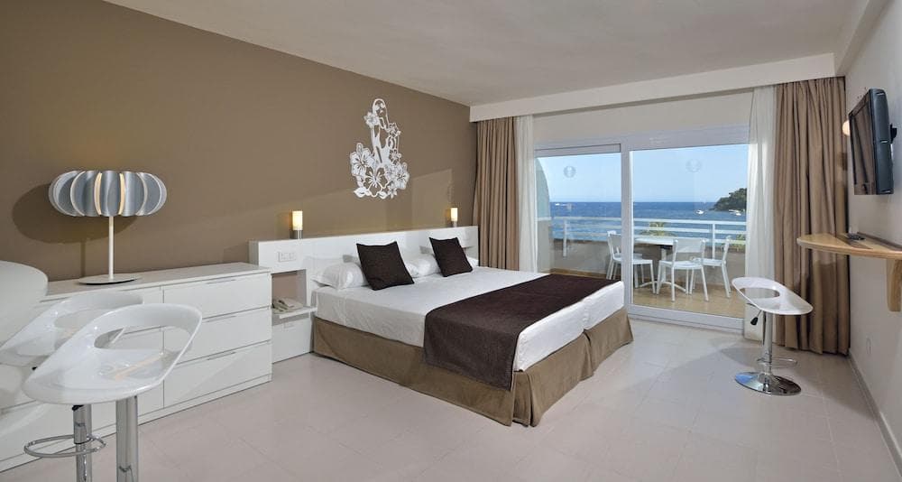 SOL WAVE HOUSE MALLORCA
