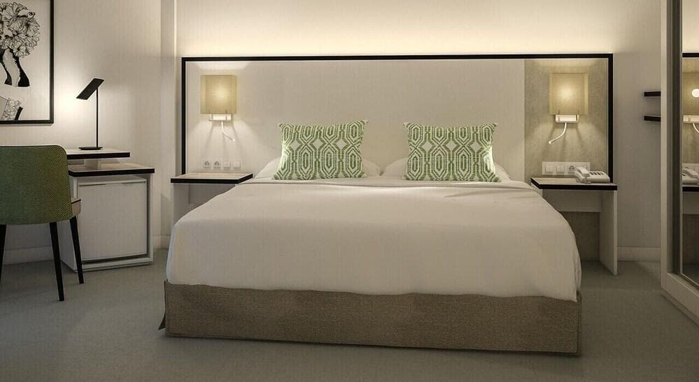 MEDPLAYA REGENTE HOTEL