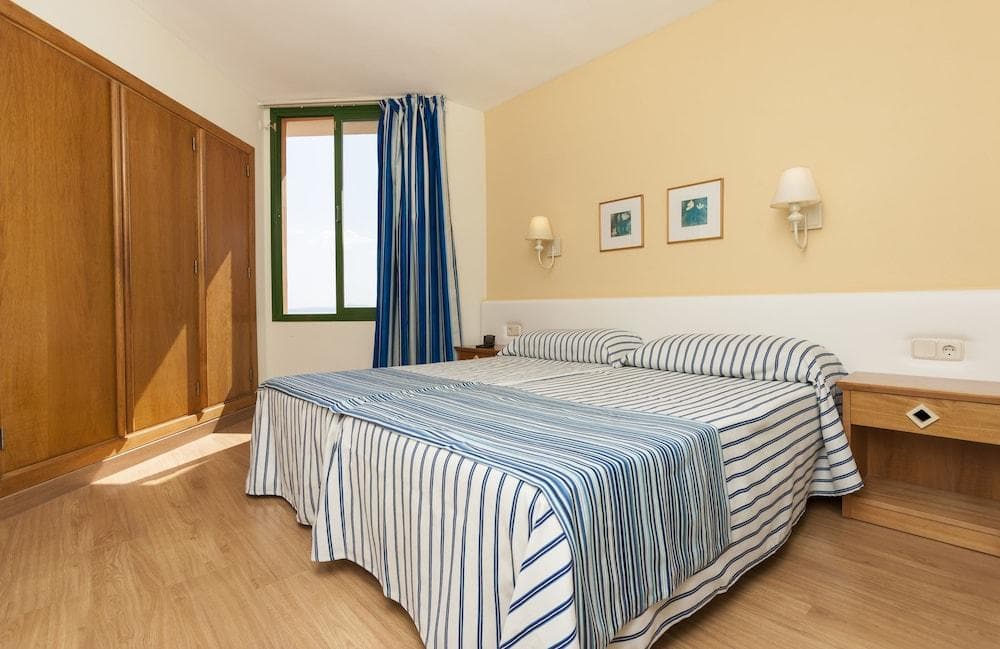 Globales Apartamentos Nova