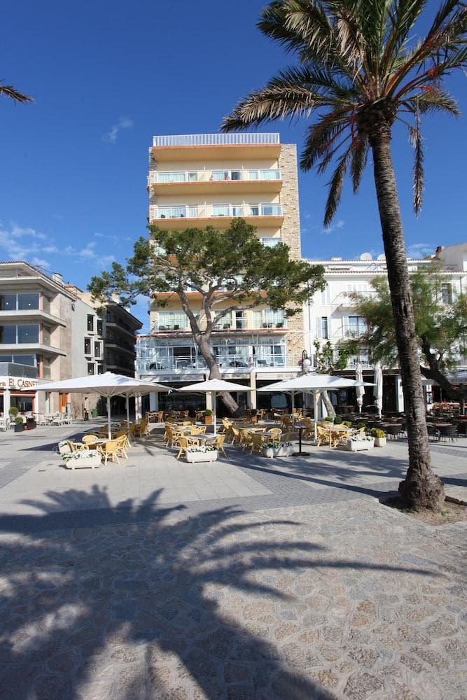 DAINA HOTEL