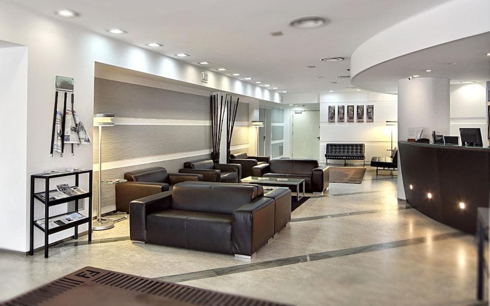 Mediterraneo Palace