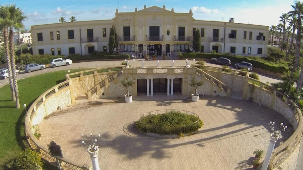 Delfino Beach - Cds Hotels