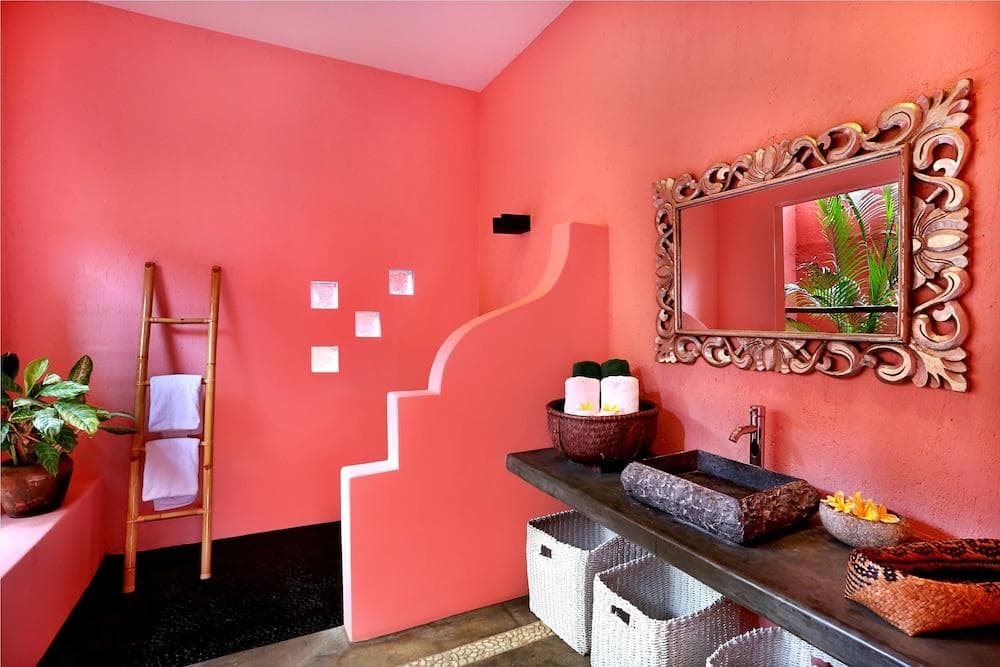 PINK COCO BALI