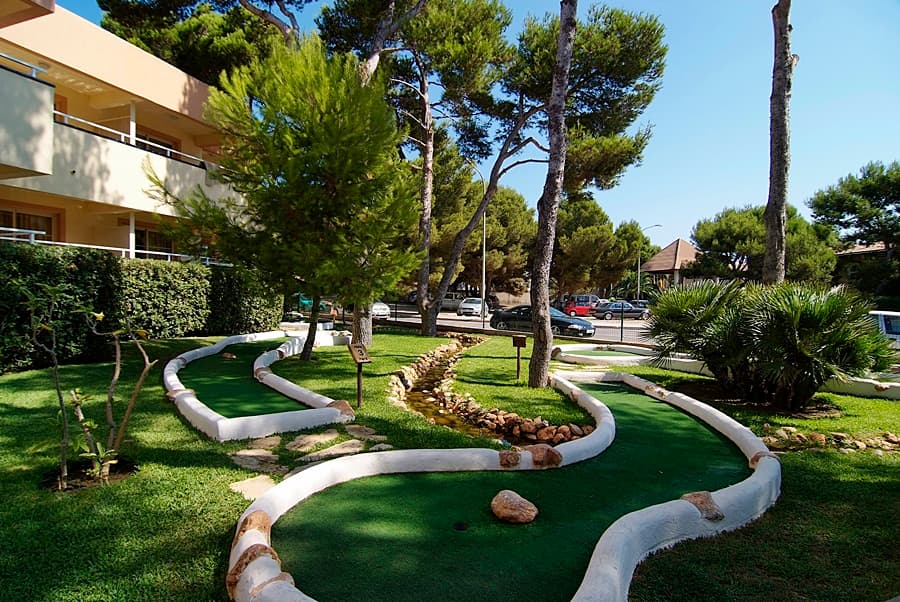 ZAFIRO CALA MESQUIDA PARK