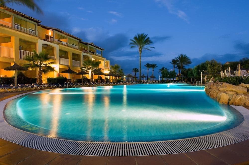 CLUB DEL SOL
