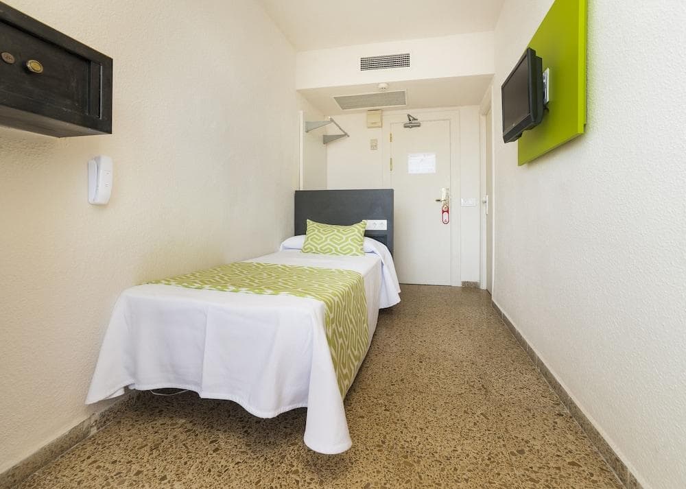 Cook's Club Calvia Beach Adults Only +21