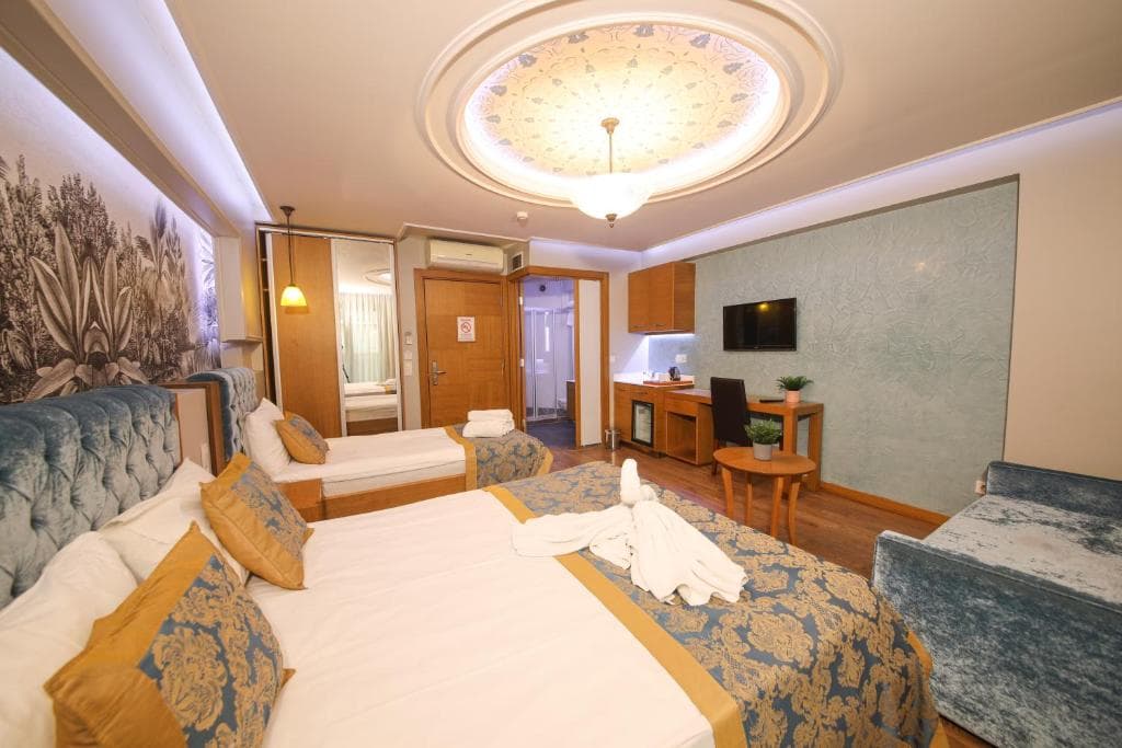 Cumbali Luxury Boutique Hotel