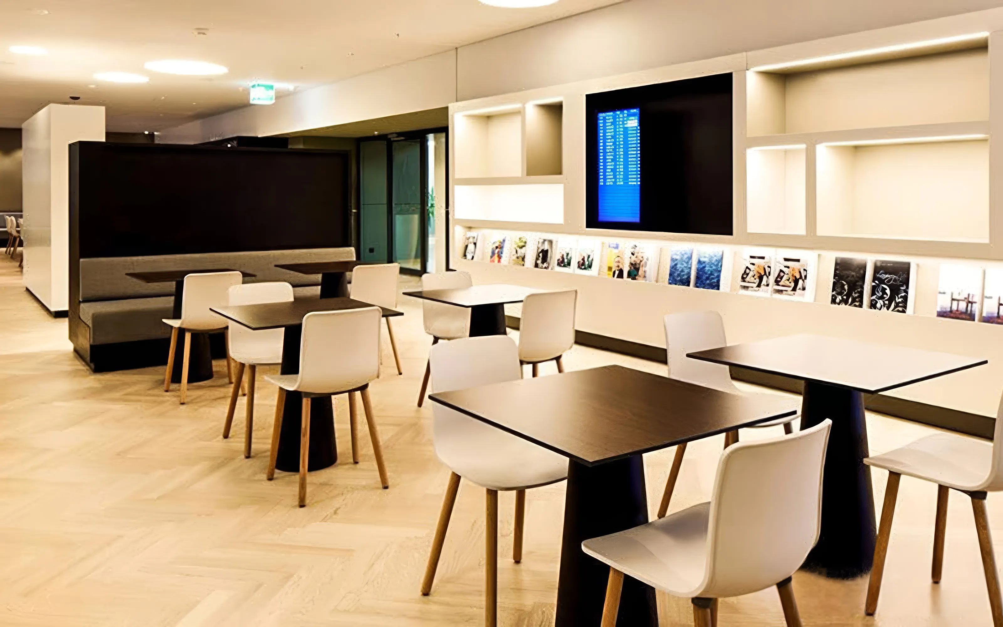 취리히 공항: 에어사이드 센터 어스파이어 원 라운지 (Aspire ONE Lounge)