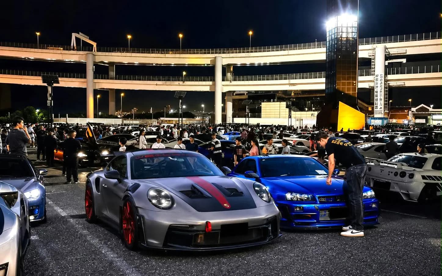 도쿄 출발: JDM 스포츠카로 다이코쿠 PA 카 미트 투어