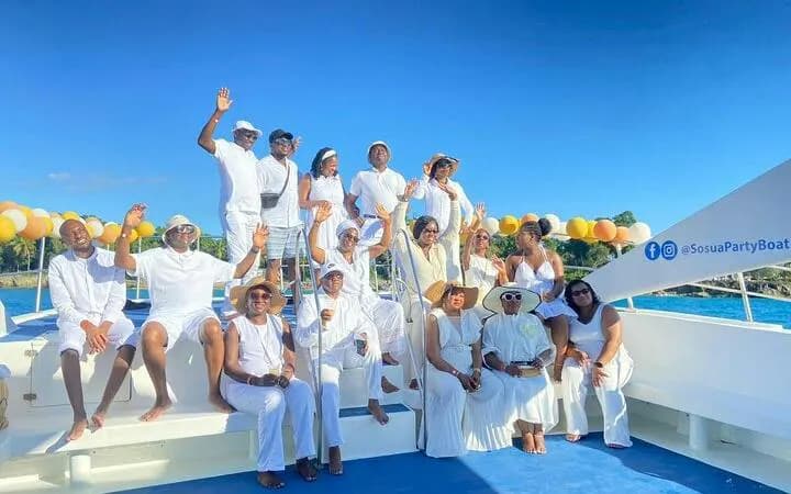 Punta Cana Party Boat Cruise with Snorkeling, Open Bar and Roundtrip Transfers