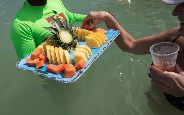 스노클링과 음료가 포함된 소규모 그룹 카타마란 크루즈