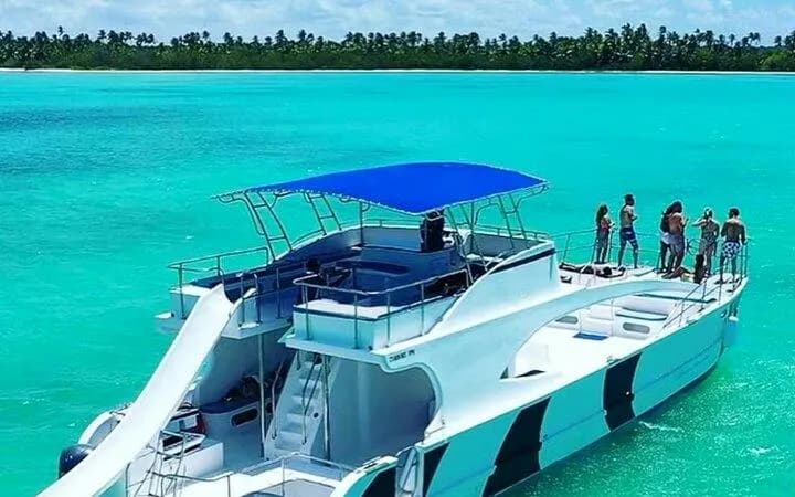 Punta Cana Party Boat Cruise with Snorkeling, Open Bar and Roundtrip Transfers