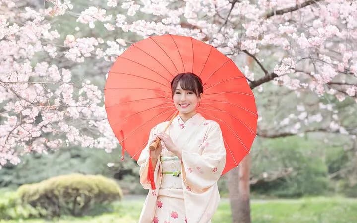 신주쿠 교엔 국립정원 내 기모노 대여