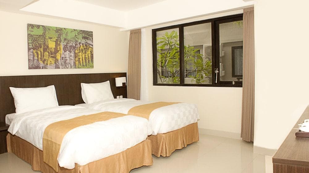 HARDYS ROFA HOTEL AND SPA LEGI