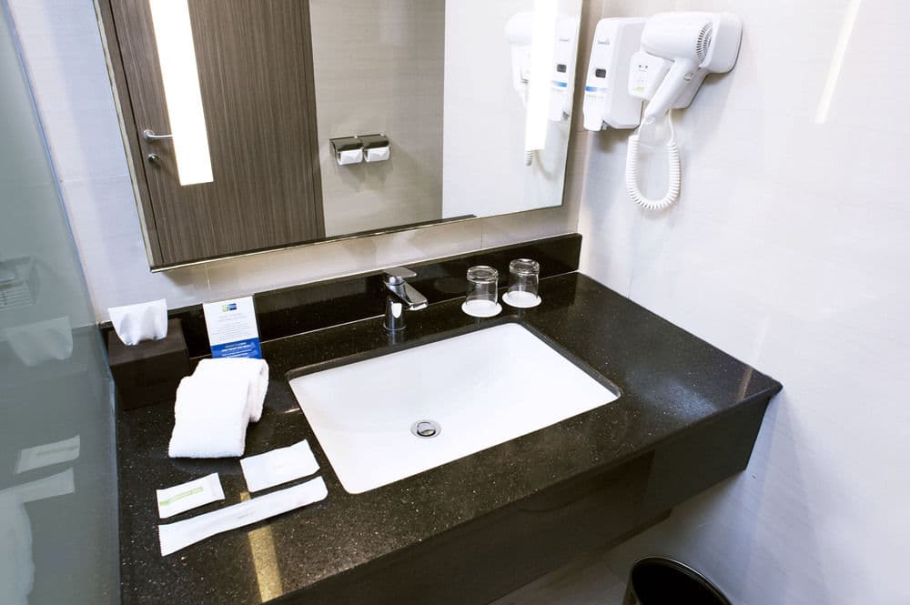 Holiday Inn Express Surabaya CenterPoint by IHG