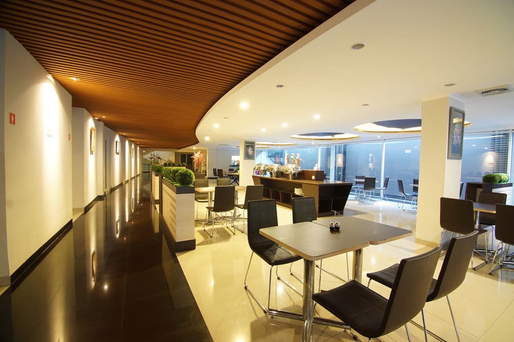 Raffleshom Hotel