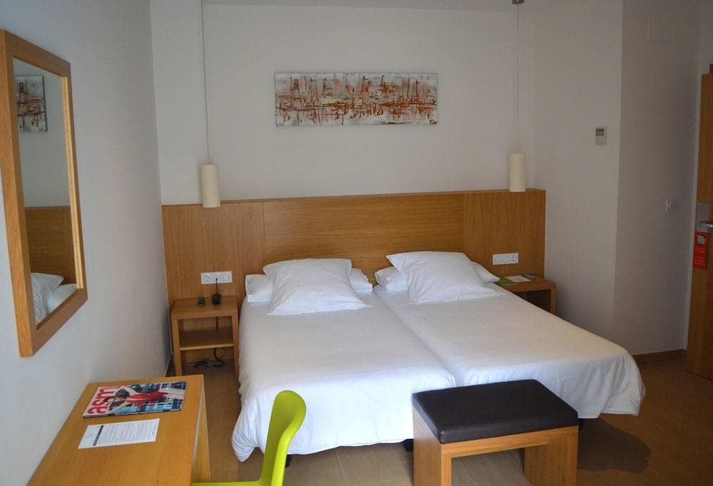 APARTAMENTOS AL SUR DE CHICLANA