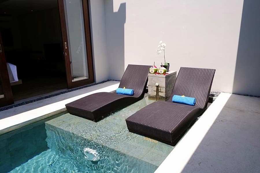 CROSS BALI BREAKERS RESORT
